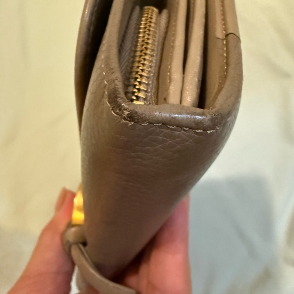 Chloe Wallet - Picture 9 of 10